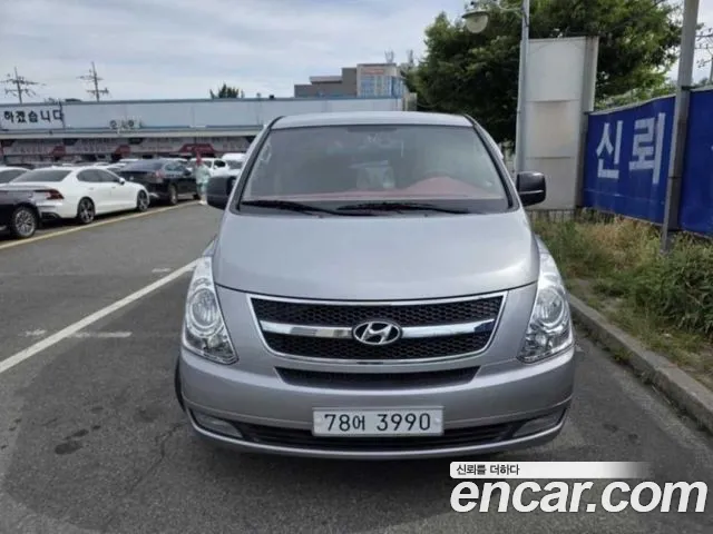 Hyundai Starex 2013 thumb 12
