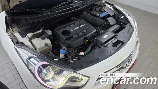 Hyundai i40 2014 thumb 5
