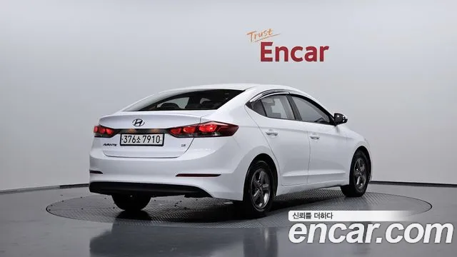 Hyundai Avante 2018 thumb 2