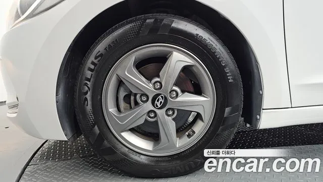 Hyundai Avante 2018 thumb 5