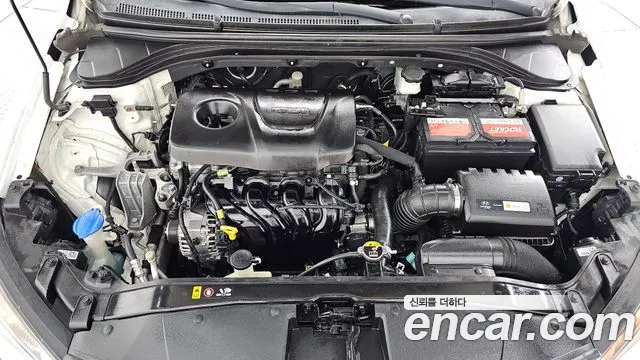 Hyundai Avante 2018 thumb 6