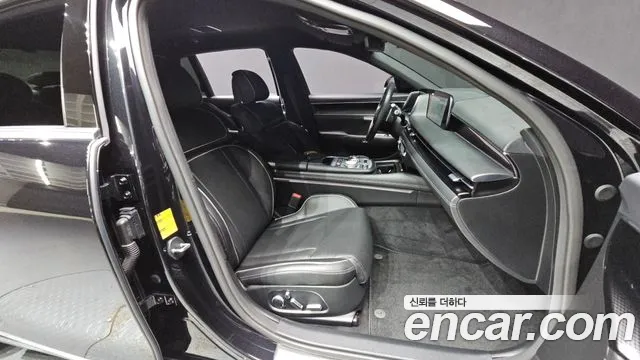 Genesis G90 2022 thumb 11