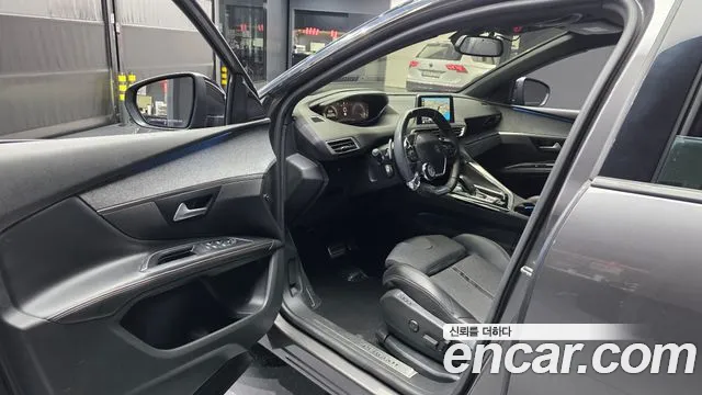 Peugeot 5008 2018 thumb 9