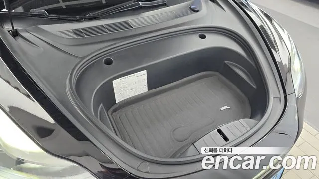 Tesla Model 3 2021 thumb 6