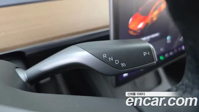 Tesla Model 3 2021 thumb 9