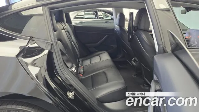 Tesla Model 3 2021 thumb 11