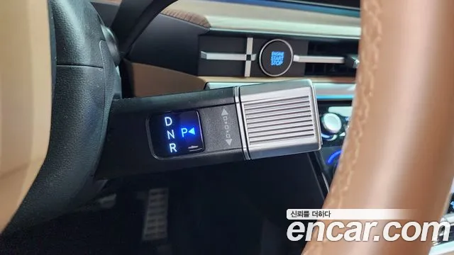 Hyundai Santa Fe 2024 thumb 9