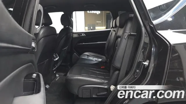 KG_Mobility_Ssangyong Rexton 2017 thumb 12
