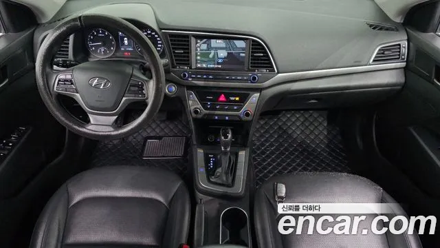 Hyundai Avante 2017 thumb 7