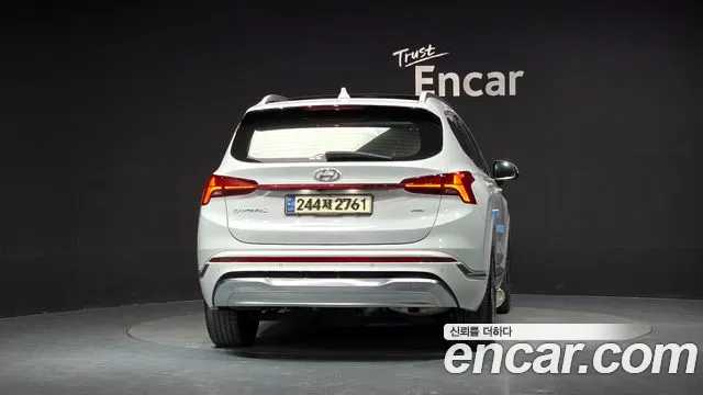 Hyundai Santa Fe 2020 thumb 4