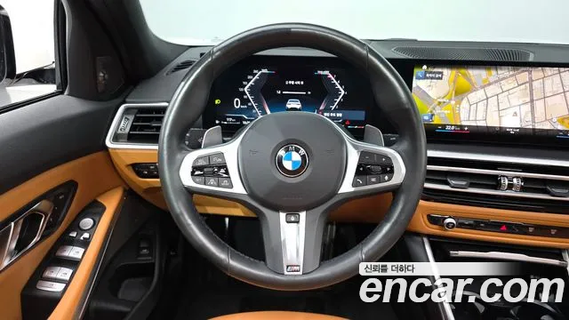 BMW 3-Series 2023 thumb 12