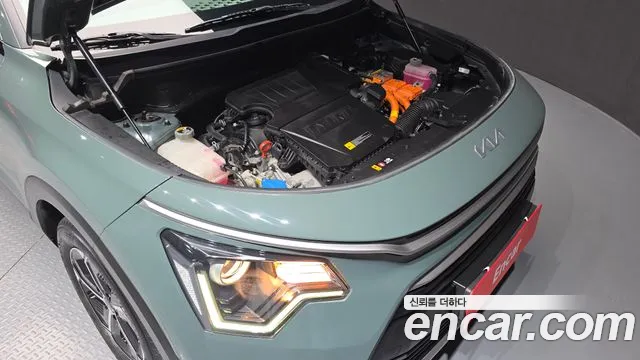 Kia Niro 2023 thumb 6