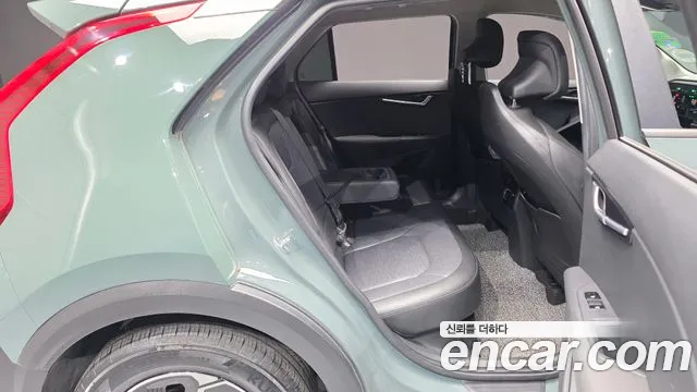 Kia Niro 2023 thumb 11