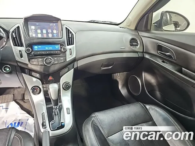 ChevroletGMDaewoo Cruze 2012 thumb 10