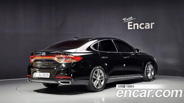 Hyundai Grandeur 2016 thumb 2