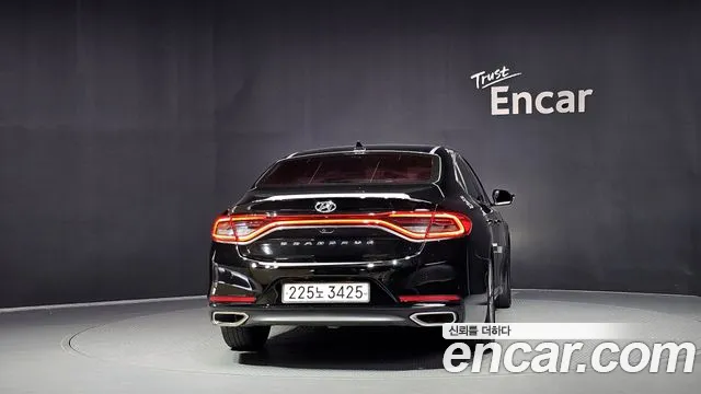 Hyundai Grandeur 2016 thumb 4