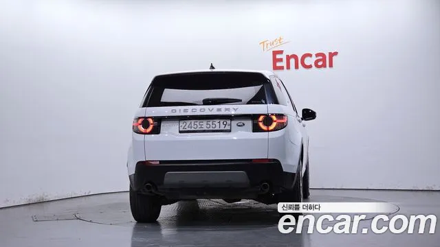 Land Rover Discovery Sport 2019 thumb 4