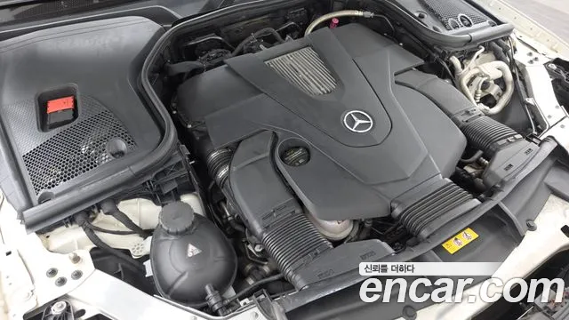 Mercedes-Benz E-Класс 2017 thumb 6