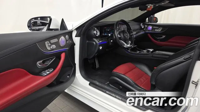Mercedes-Benz E-Класс 2017 thumb 10