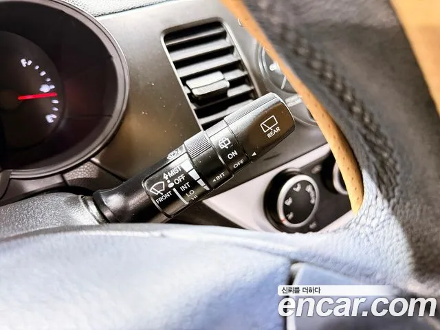 Kia Morning 2011 thumb 8