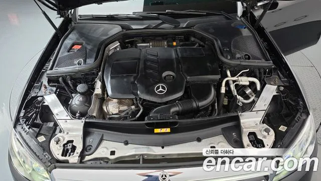 Mercedes-Benz E-Класс 2019 thumb 6