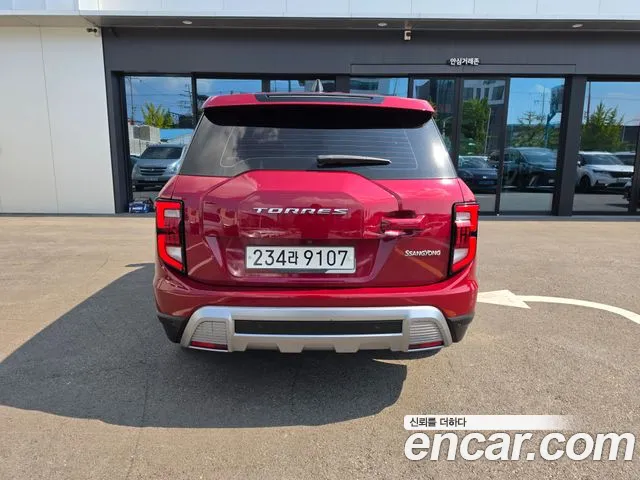 KG_Mobility_Ssangyong Torres 2022 thumb 3
