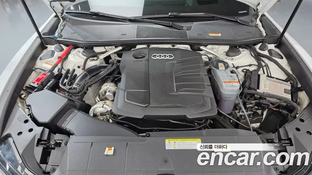 Audi A6 2021 thumb 6