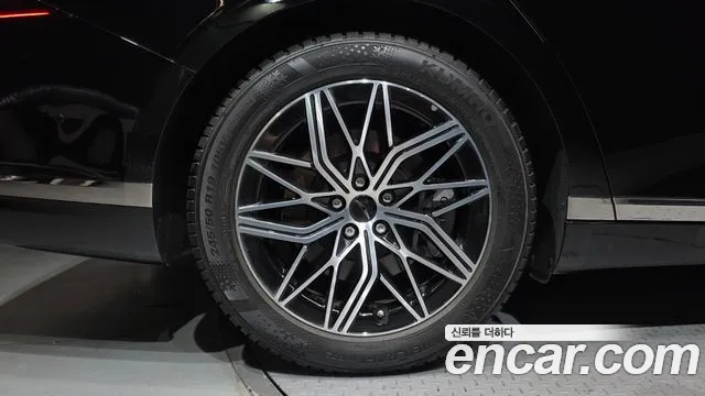 Genesis G90 2023 thumb 5