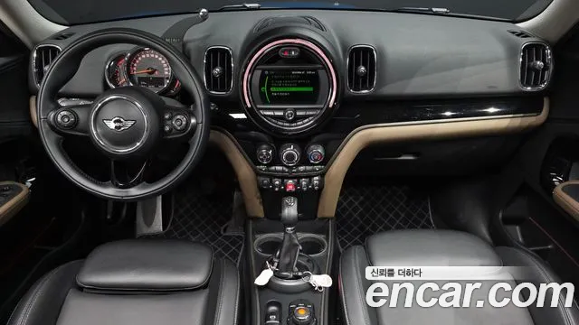 MINI Countryman 2018 thumb 7