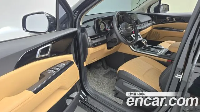 Kia Carnival 2023 thumb 10