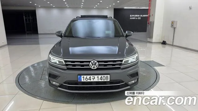 Volkswagen Tiguan 2020 thumb 2