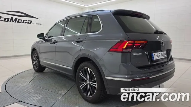 Volkswagen Tiguan 2020 thumb 3