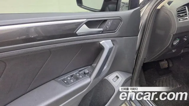 Volkswagen Tiguan 2020 thumb 6