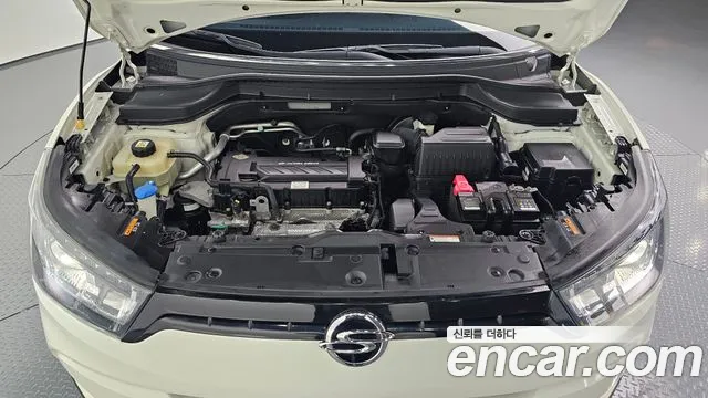 KG_Mobility_Ssangyong TIBOLI 2016 thumb 6