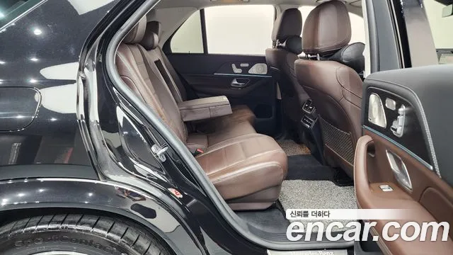 Mercedes-Benz GLE 2023 thumb 10
