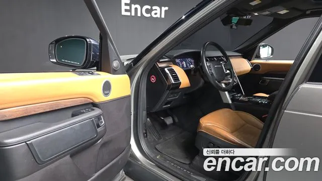 Land Rover Discovery 2018 thumb 10