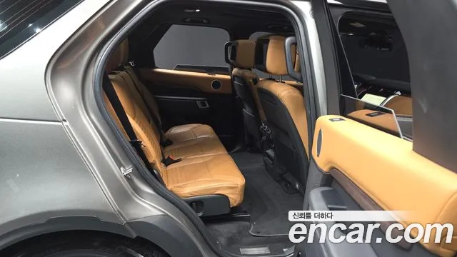 Land Rover Discovery 2018 thumb 12
