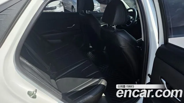 Hyundai Avante 2021 thumb 8