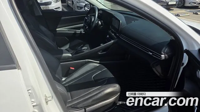 Hyundai Avante 2021 thumb 9