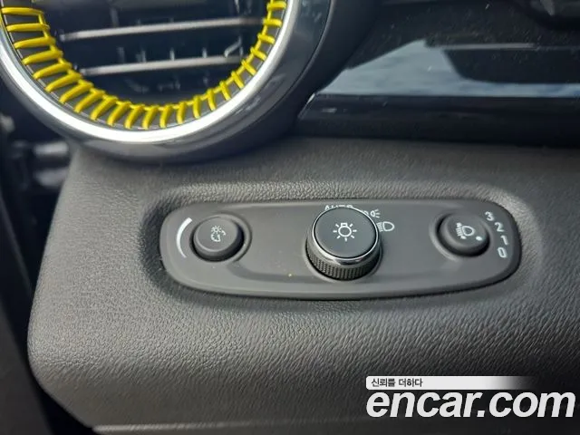 ChevroletGMDaewoo Tracker 2026 thumb 12