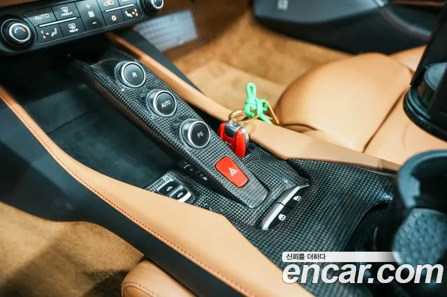 Ferrari Portofino 2019 thumb 9