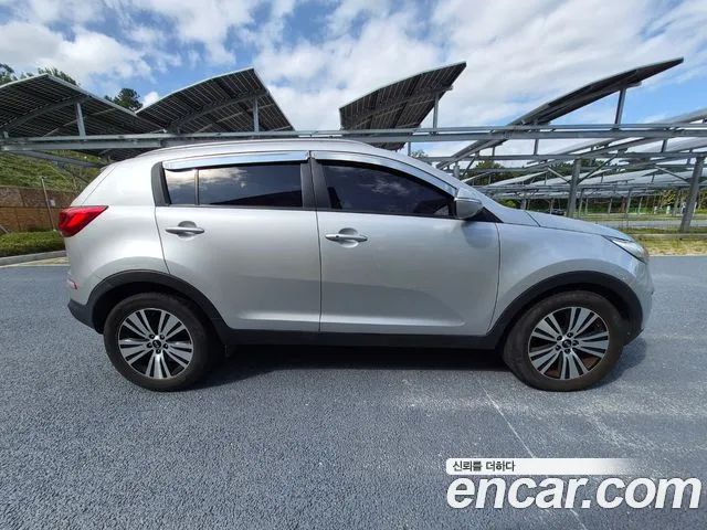 Kia Sportage 2014 thumb 9