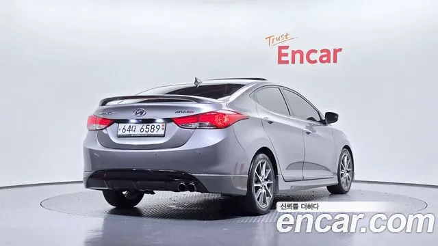 Hyundai Avante 2010 thumb 2