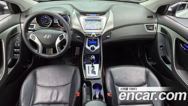 Hyundai Avante 2010 thumb 7