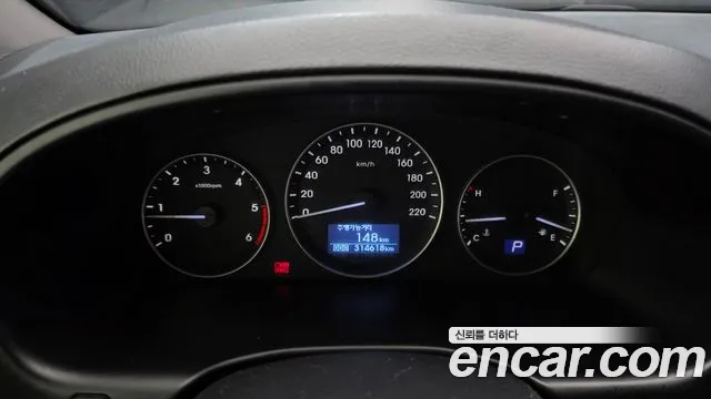 Hyundai Starex 2018 thumb 8
