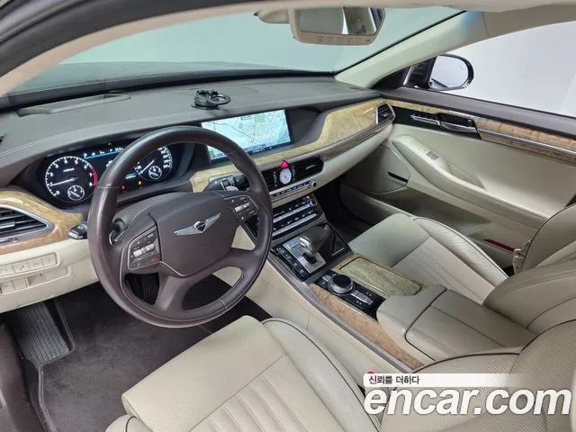 Genesis G90 2016 thumb 9