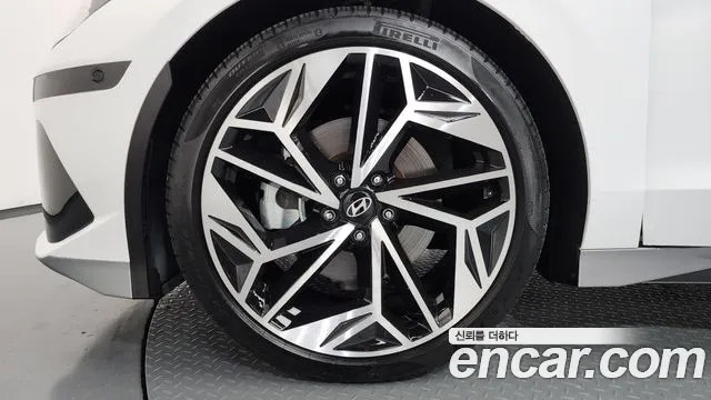 Hyundai IONIQ 6 2024 thumb 5