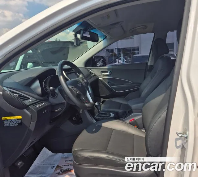 Hyundai Santa Fe 2016 thumb 7
