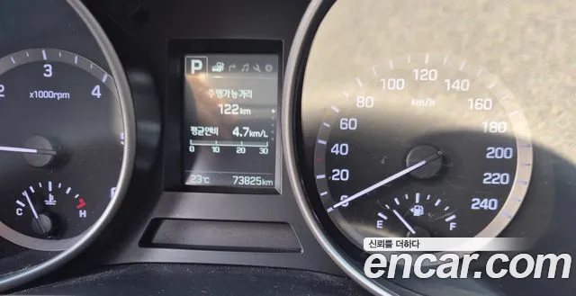Hyundai Santa Fe 2016 thumb 8