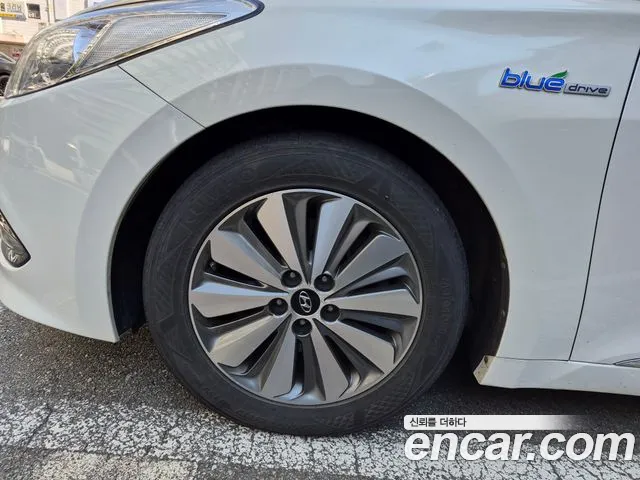Hyundai Grandeur 2014 thumb 5